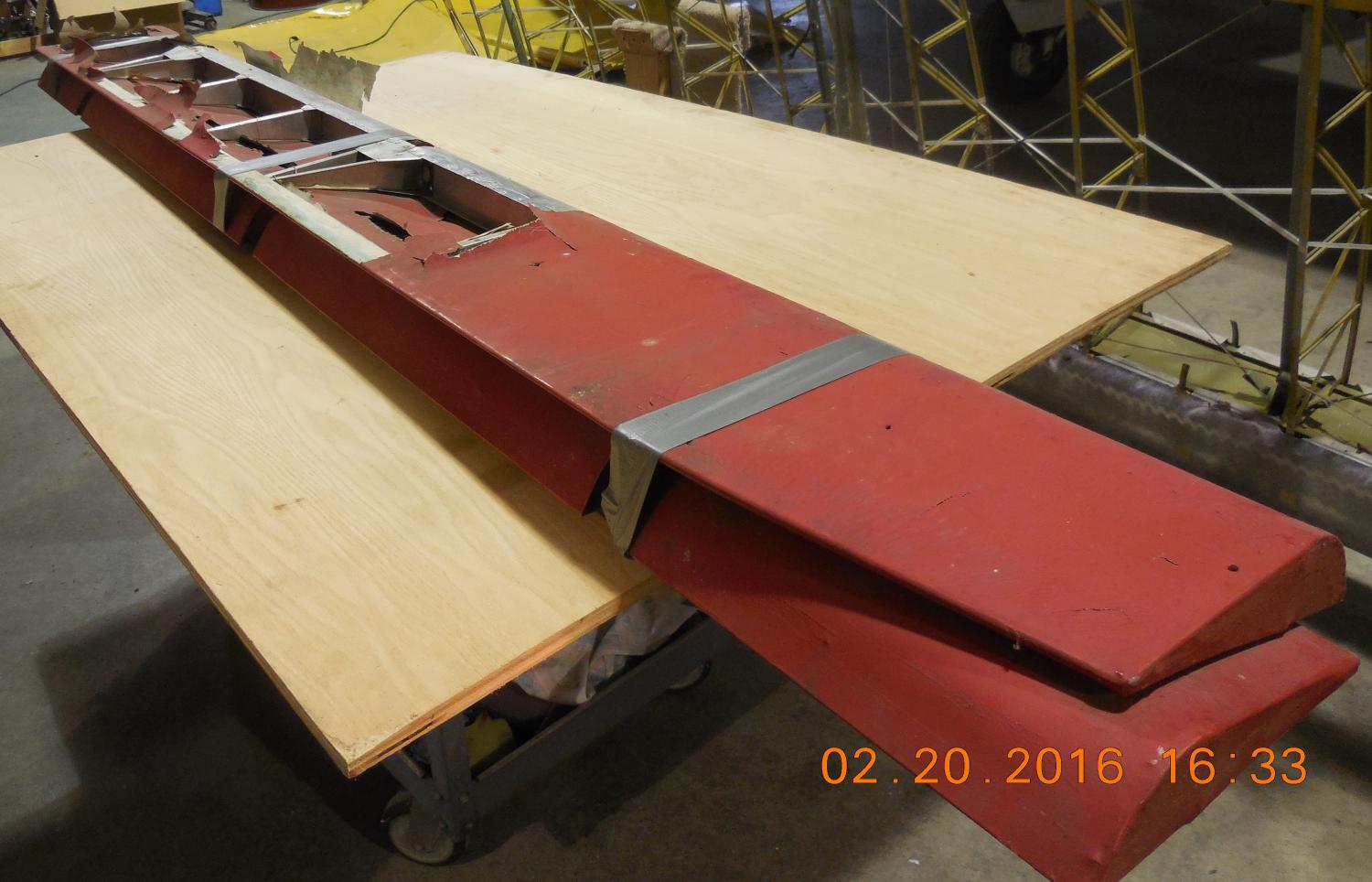 PIPER PA12 OR 18, L & R AILERON ASSEMBLY (NEEDS FABRIC ONLY) 
